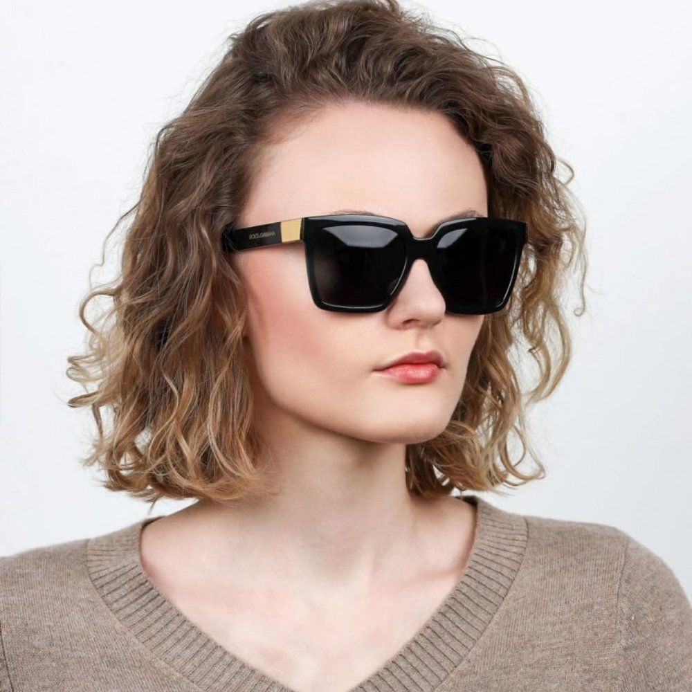 D&G DG6165  501/87 Sunglasses Black Gray Square Women